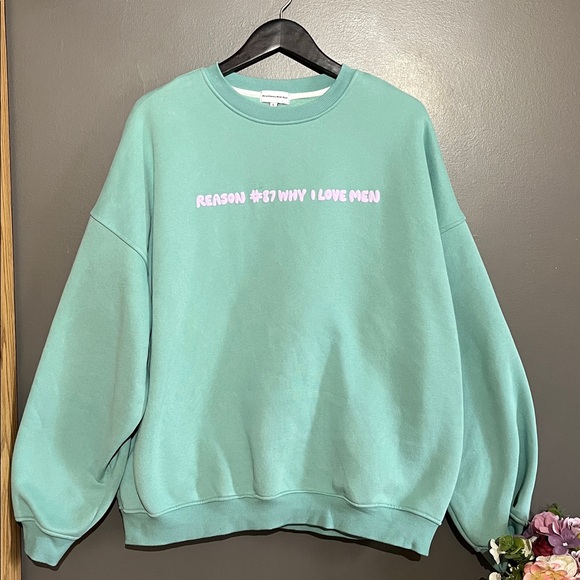 Strawberry Milk Mob Reason #87 Why I Love Men Crewneck Sweatshirt - Picture 11 of 12